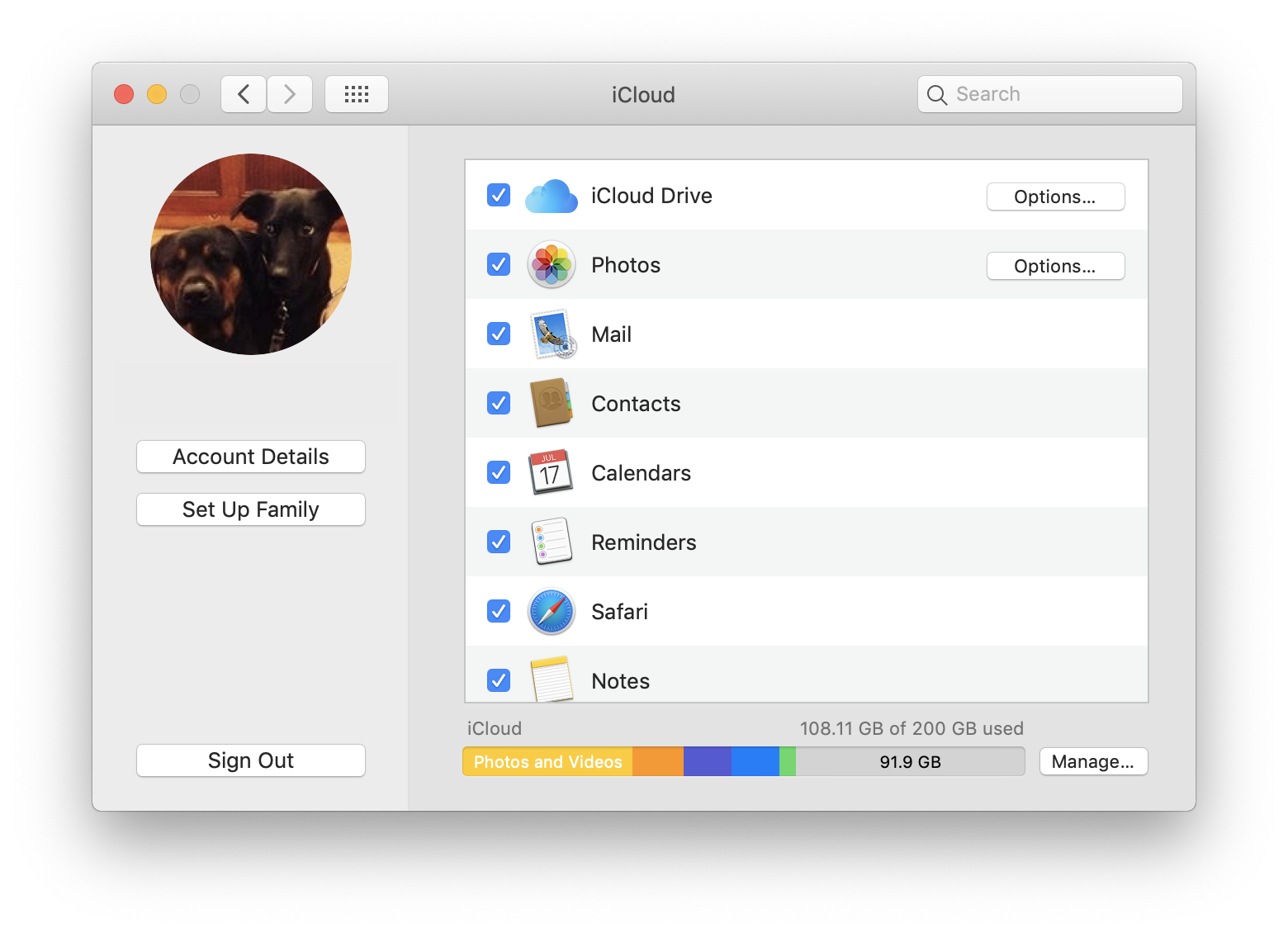 How do I see what's in my iCloud storage? Apple Must