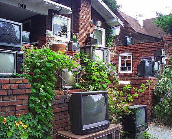 House of Televisions