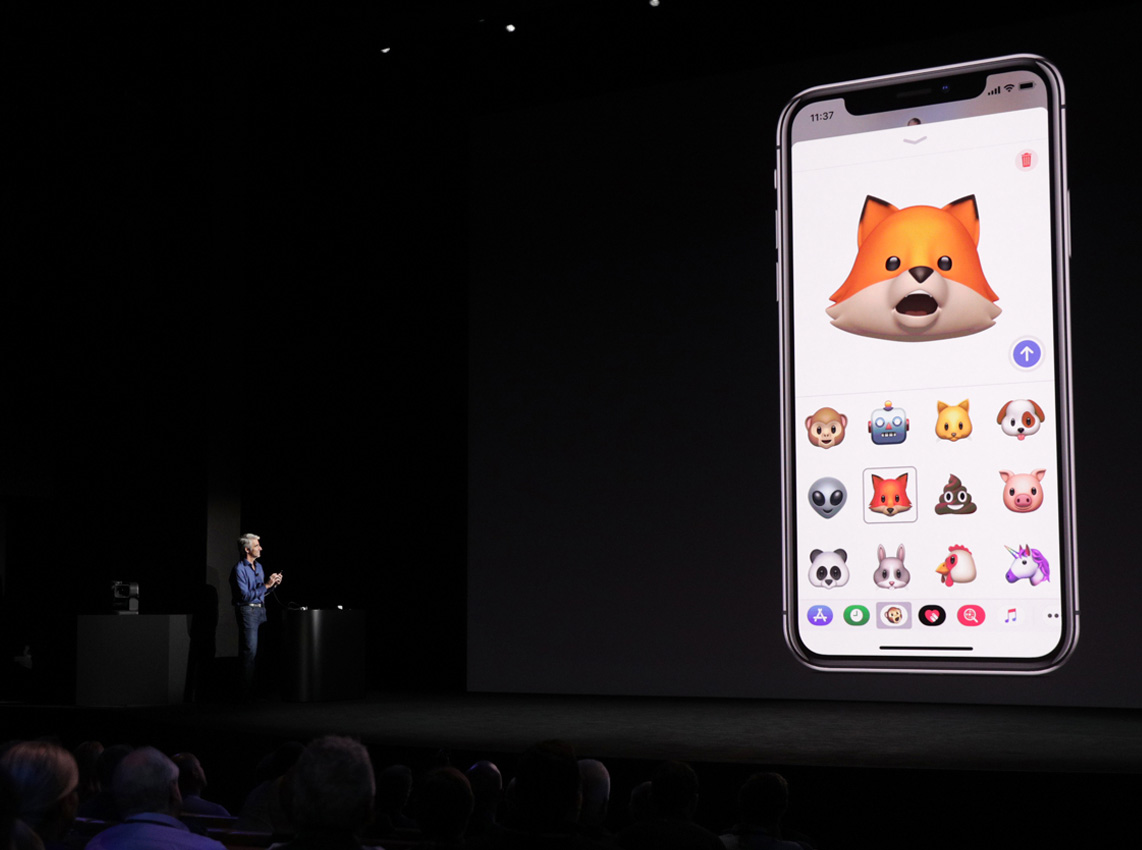 Приложение караоке для айфона. Apple Animoji. IPAD 2020 Animoji. Animoji iphone XR. Xiaomi 9c в Animoji yourself.