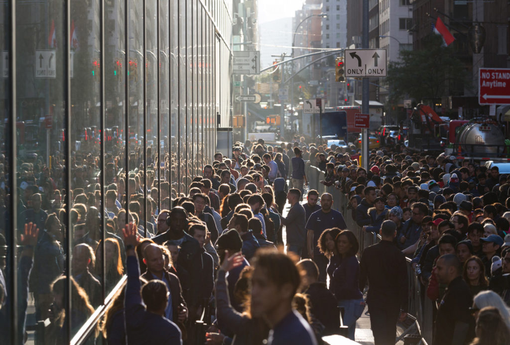 iPhone Queue