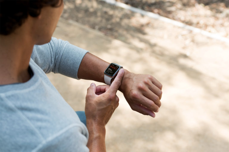 How to take an ECG or EKG on Apple Watch – Apple Must