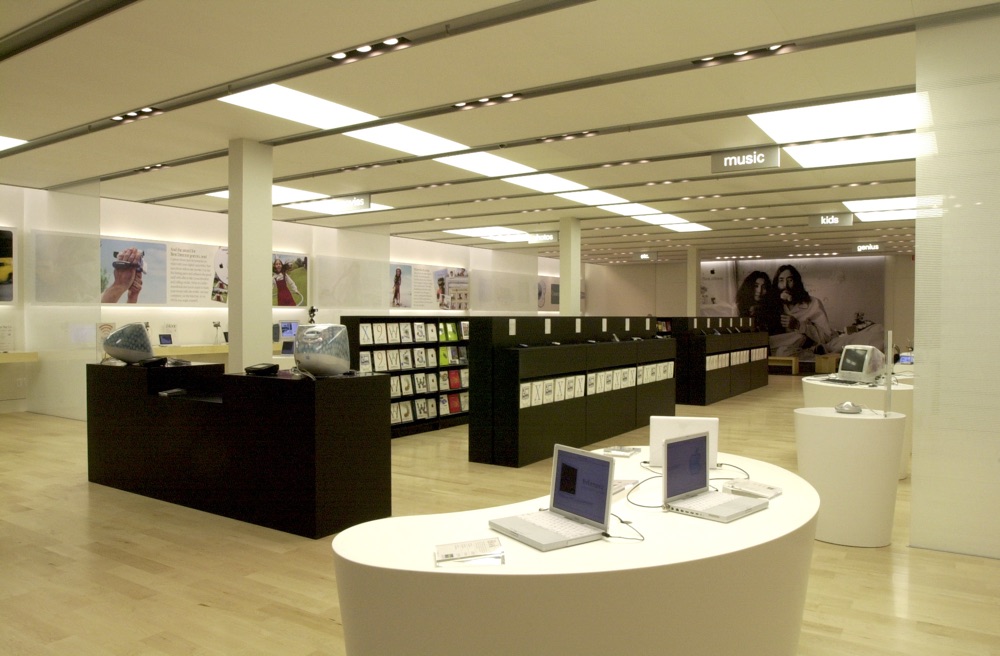 Apple first retail 2