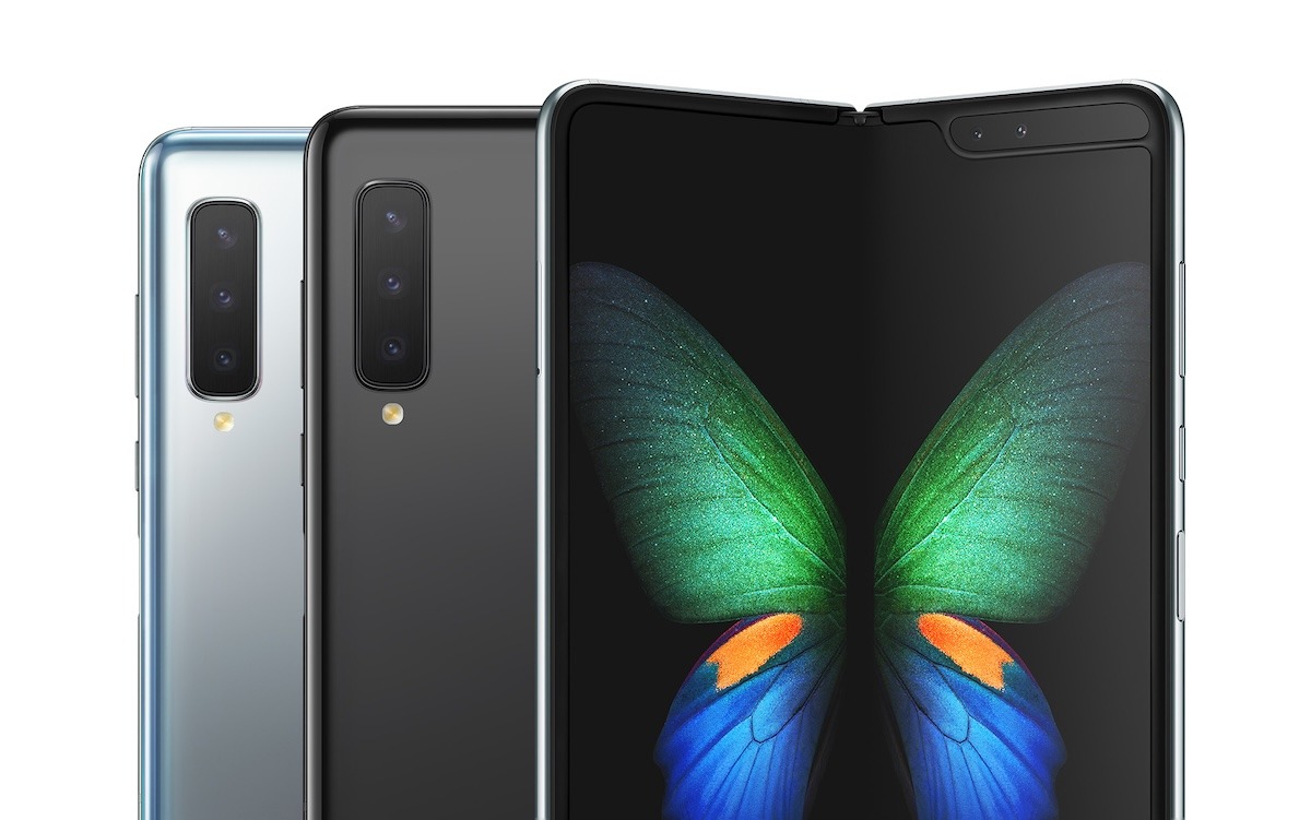 A Galaxy Fold, Samsung may make displays for Apple 